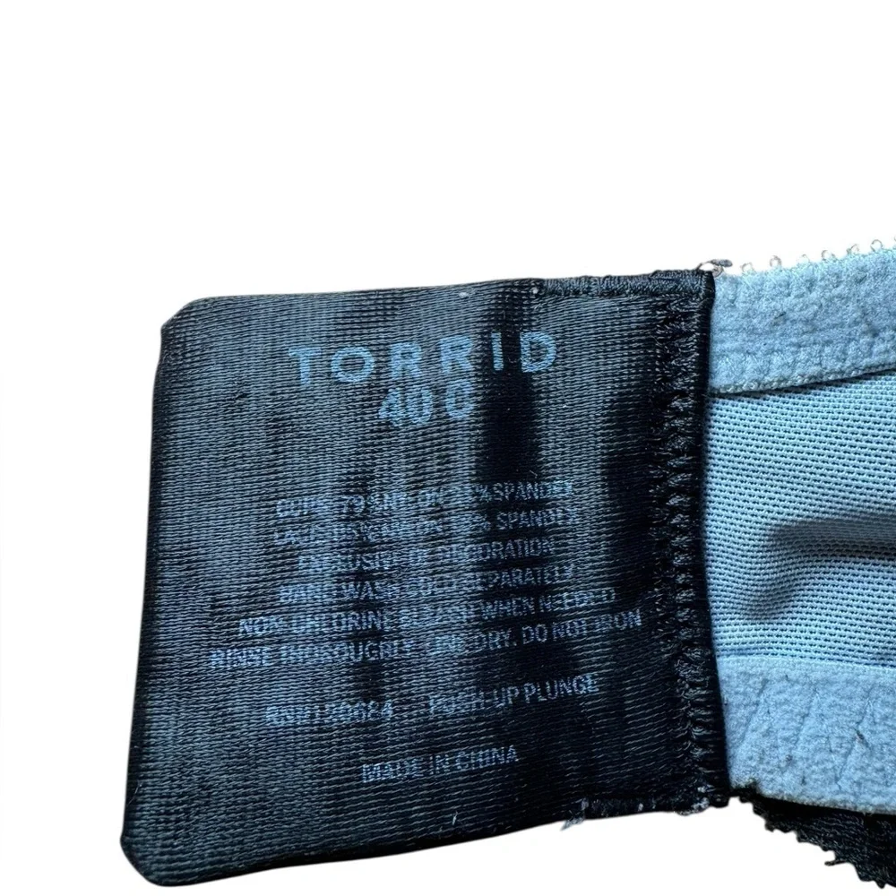 Torrid Elegant Black and Light Blue‎ Lace Bra Sz 40C EUC
